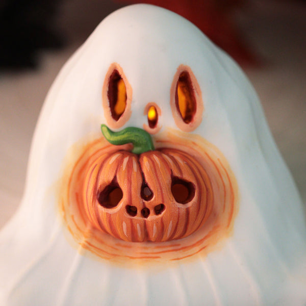 Classic Shelf Ghost with Pumpkin