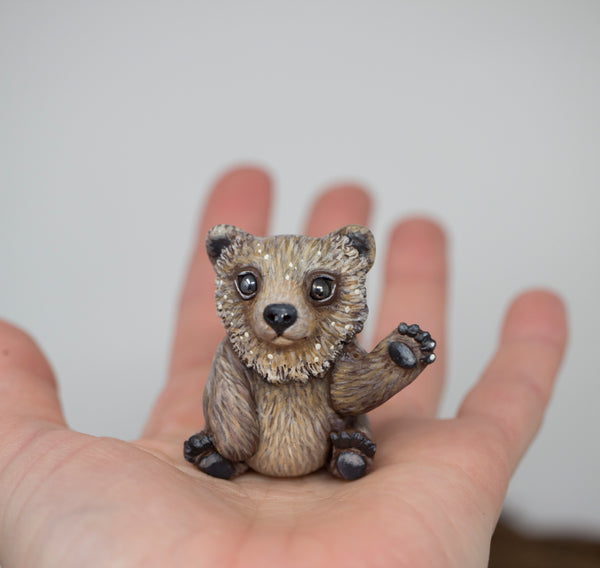 Friendly bear figurine