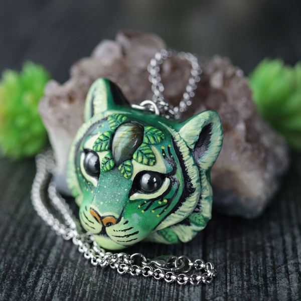 Green Labradorite Tiger Necklace