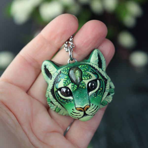 Green Labradorite Tiger Necklace