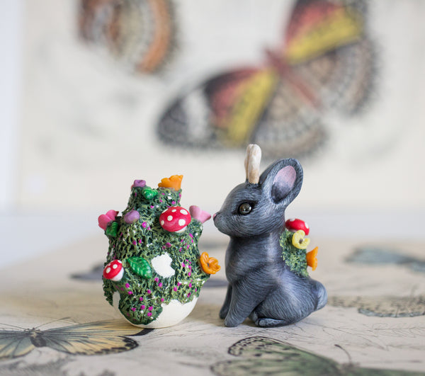 Black Bunnylope and Mossy Egg Set