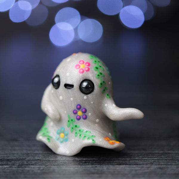 Dancing Garden Ghost Figurine