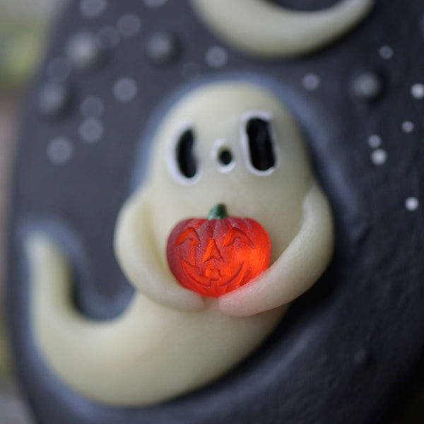 Ghost Pendant Oh