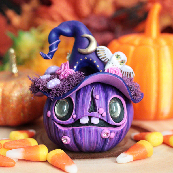 Griselda Large Fancy Pumpkin Figurine