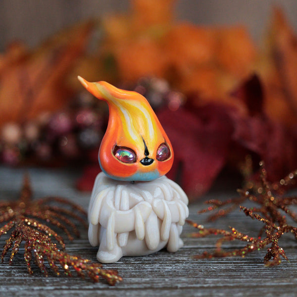 Cat Face Candle Sprite Figurine