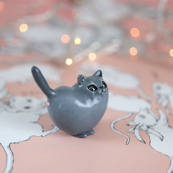Grey Heart Kitty Figurine