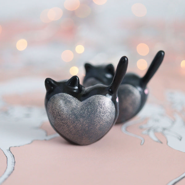 Black Heart Kitty Figurine