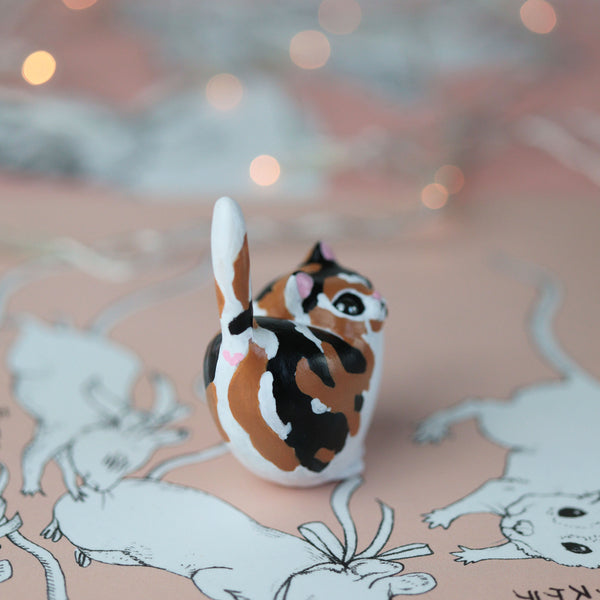 Calico Heart Kitty Figurine