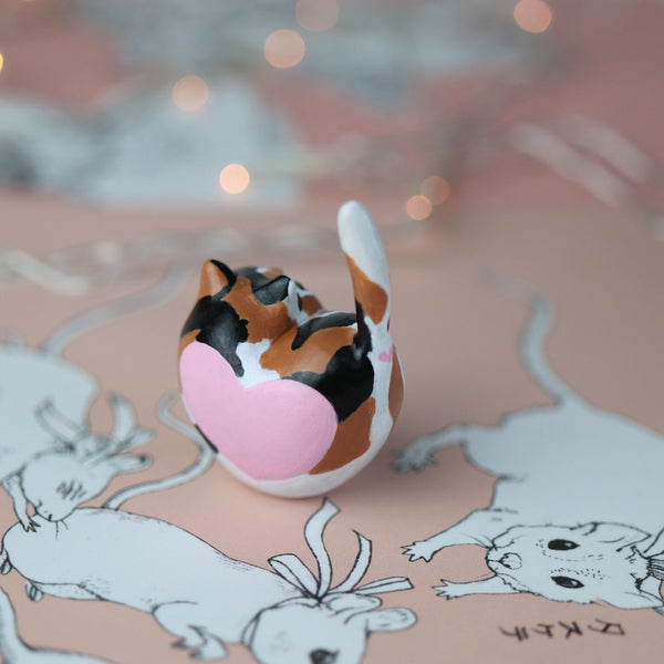 Calico Heart Kitty Figurine