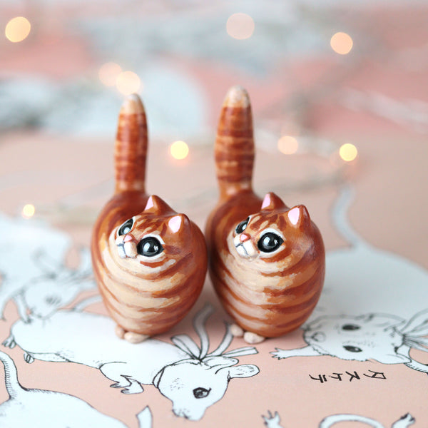 Orange Tabby Heart Kitty Figurine
