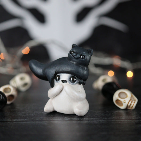 Cat Wig Ghost Figurine