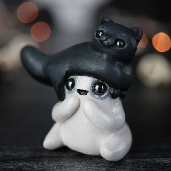 Cat Wig Ghost Figurine