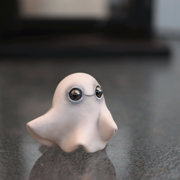 Dancing Ghost 1 Figurine
