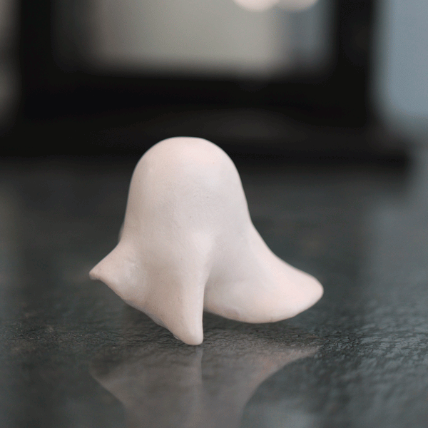 Dancing Ghost 3 Figurine