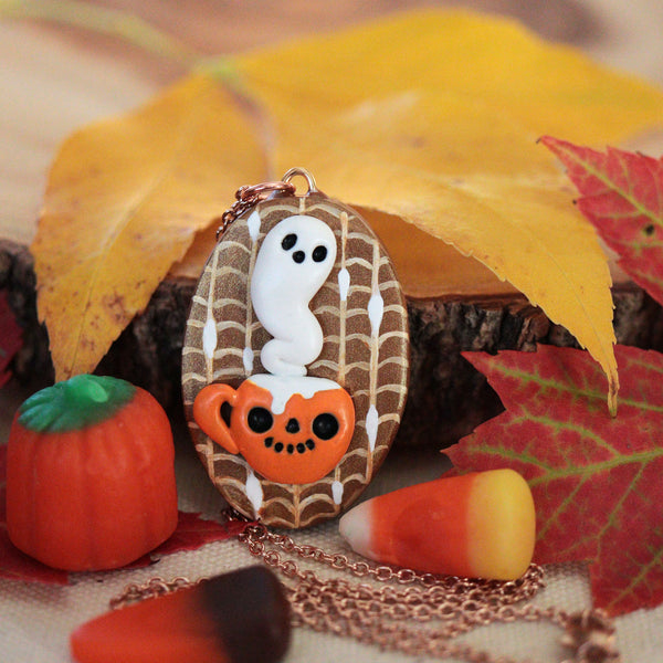 CapBOOccino Ghost Necklace