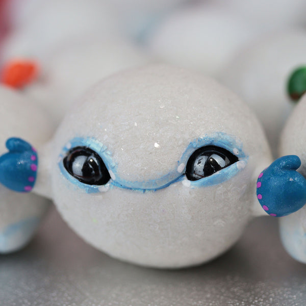 Didi Snowball Figurine