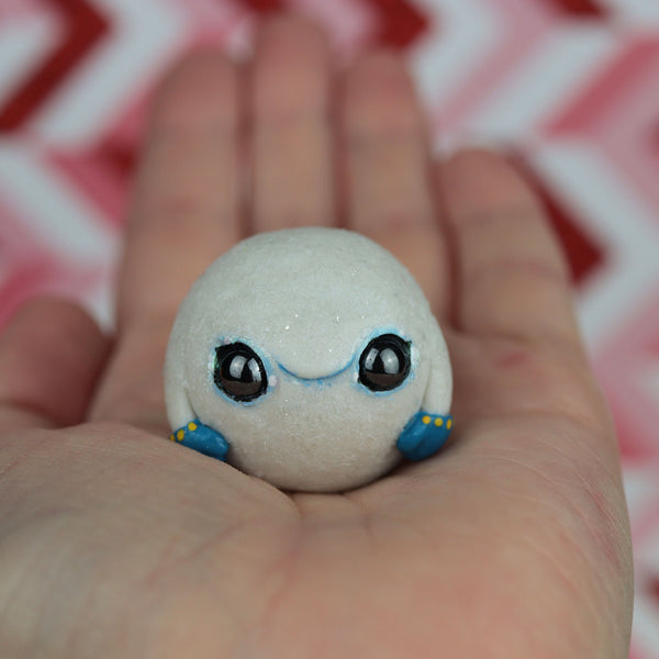 Clo Snowball Figurine