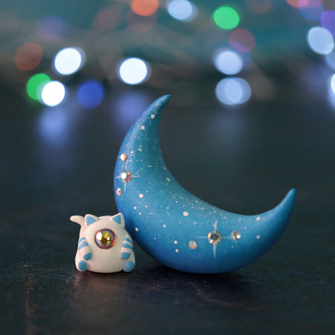 RESERVED - Crescent Moon - 2 replacement catronauts