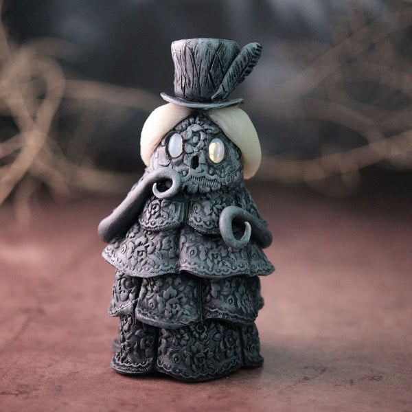 Lady Spookula Figurine