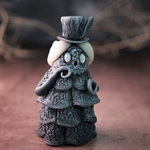 Lady Spookula Figurine