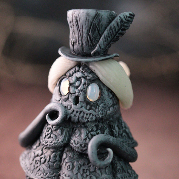 Lady Spookula Figurine