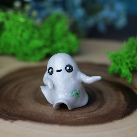 Dancing Ghost Figurine