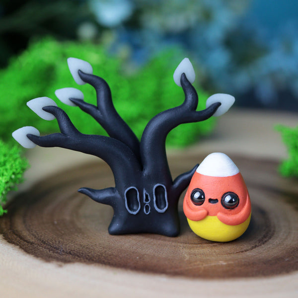 Spooky Tree and Candycorn Minion Set