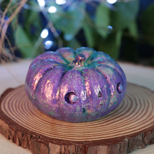 Fancy Mica Pottsfield Pumpkin Figurine