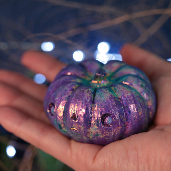 Fancy Mica Pottsfield Pumpkin Figurine