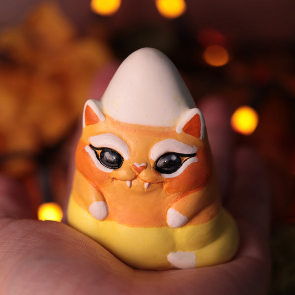 Preorder Cattycorn Chonk Figuirne