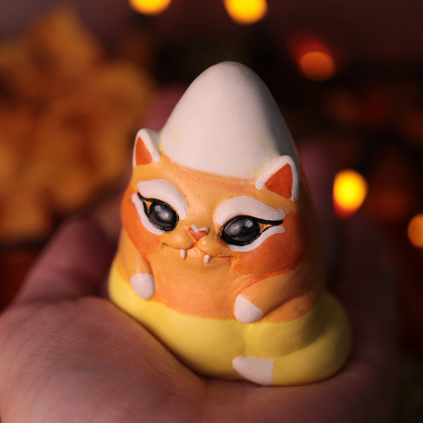Preorder Cattycorn Chonk Figuirne