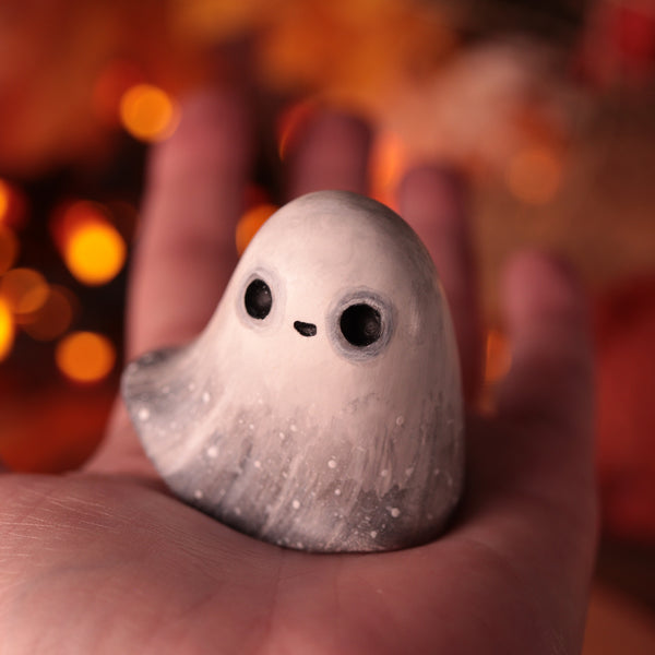 Preorder Floaty Ghost Figuirne