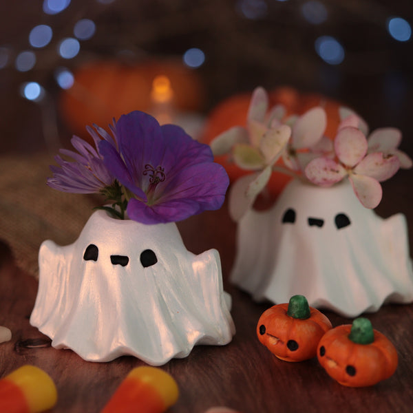 Preorder Ghost Holder Figurine