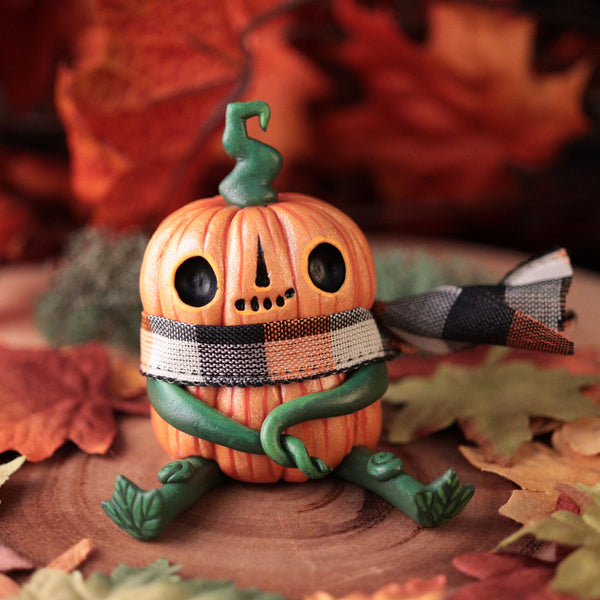 Preorder Country Pumpkin Figurine