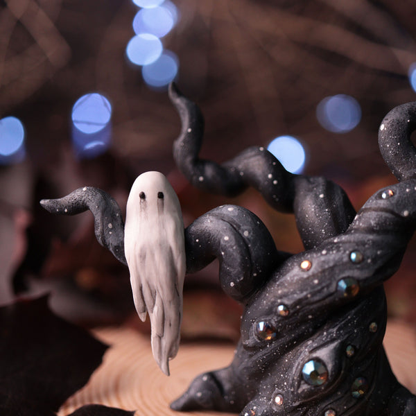 Haunted Tree Figurine #1