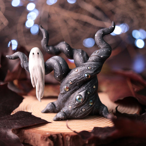 Haunted Tree Figurine #1