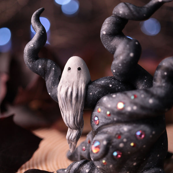 Haunted Tree Figurine #2
