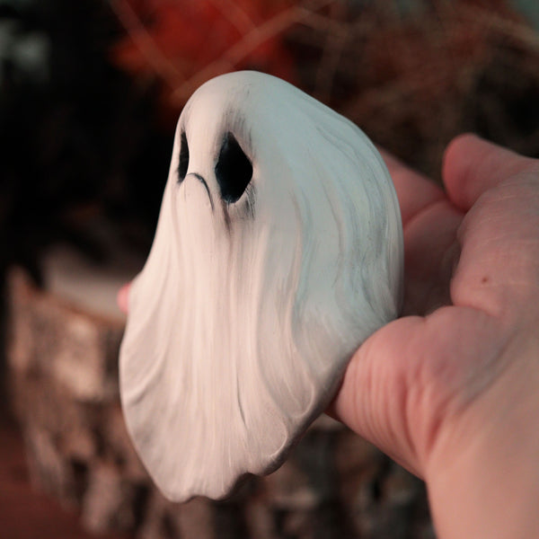 Gloomy Shelf Ghost Figurine