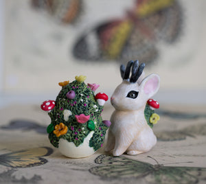 White Bunnylope and Mossy Egg Set
