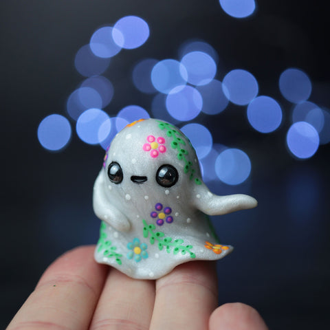 Dancing Garden Ghost Figurine