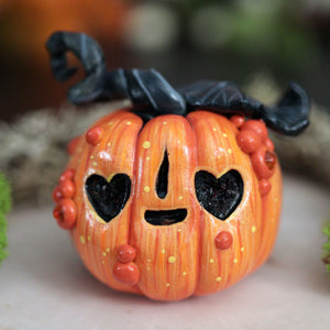 Large Heart Eyes Pumpkin Figurine