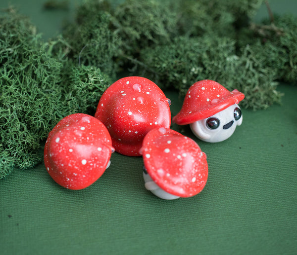 Mushroom Snail Figurines Set
