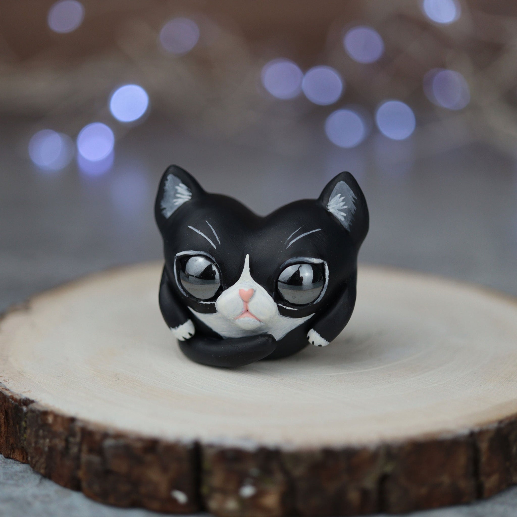 Tuxedo Preorder Heart Cat Figurine