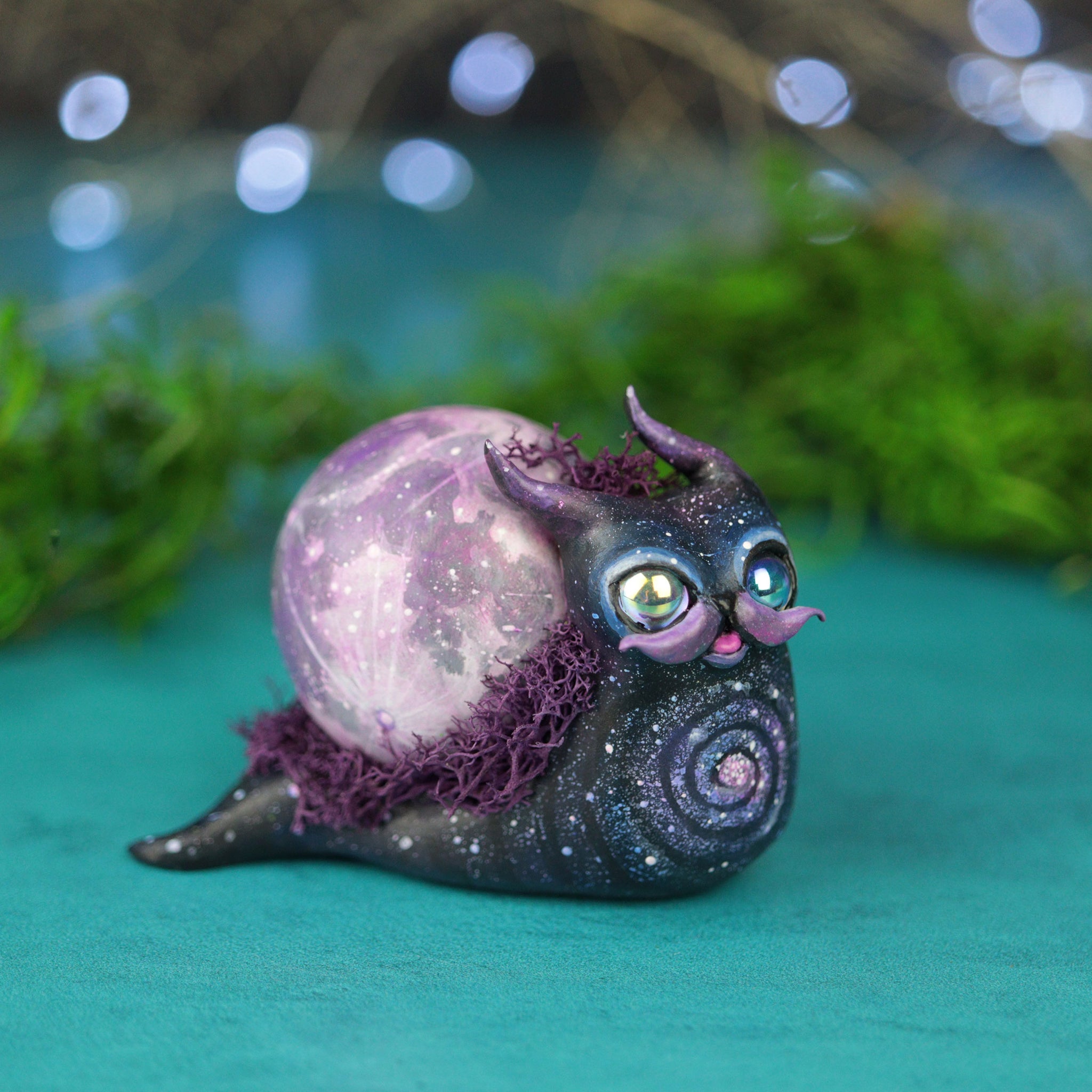 Alien hotsell Snail Sculpture