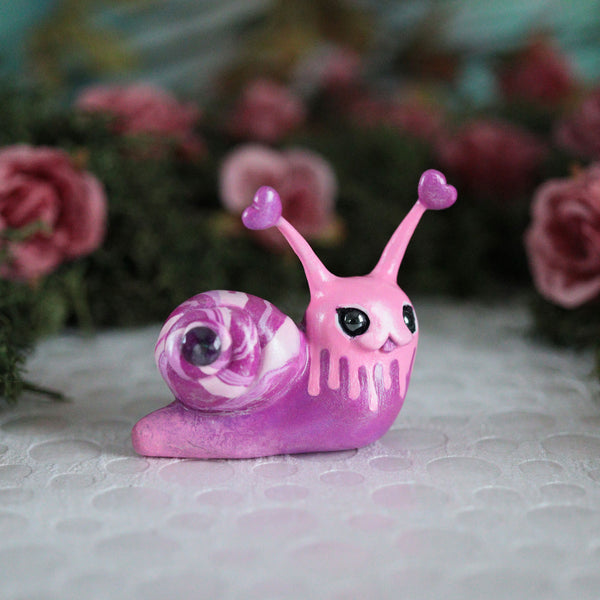 Snail-entine Figurine Drippy Drips