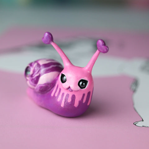 Snail-entine Figurine Drippy Drips