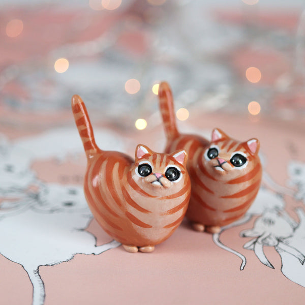 Orange Tabby Heart Kitty Figurine