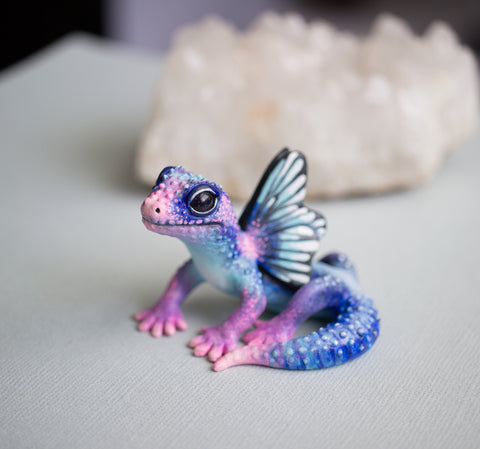 Geckofly Figurine