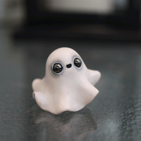 Dancing Ghost 2 Figurine