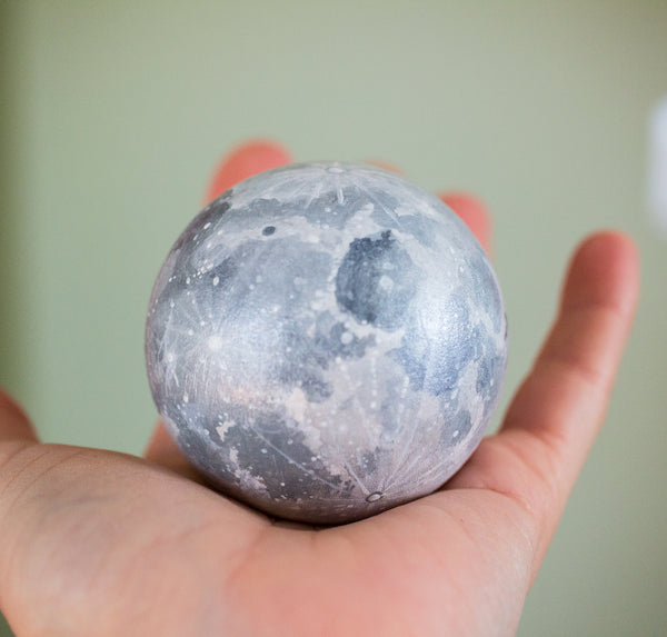 Medium Shimmery Moon Orb